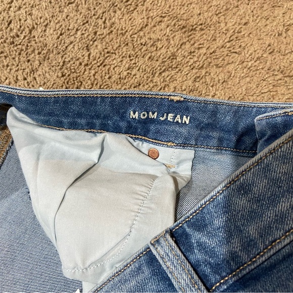 American Eagle Womens High Rise Mom Jean Size 20R Stretch Medium Wash Denim NWOT - Picture 9 of 9